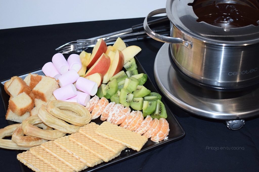 Fondue de chocolate fácil. Receta y trucos para que quede perfecta
